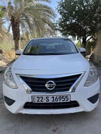 نيسان سني هندي  مديل ٢٠٢٣ ماشي ١٠٠ الضرر قطعتين رش قبق صندوك وجاملغ خل...