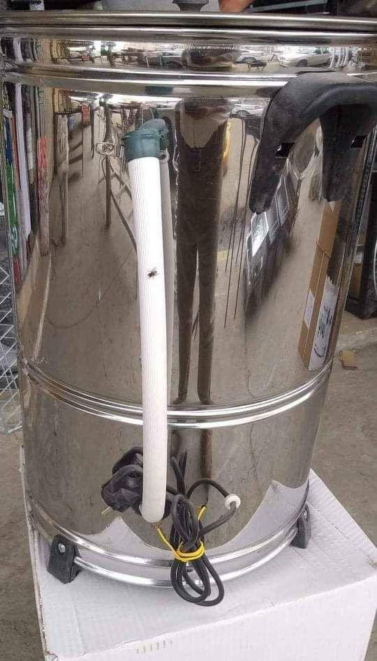 💥خضاضة حليب ستيل كهربائية 💥
 لعمل الزبده وإخراج دهن الحر 😋
 استيل نوعية ممتازه 👌👌
ماطور كهربائي صغير...
 قايش  ملف نحاس...
اقتصادية  جدا 👌🏻
••سعة  20 لتر  / السعر ٦٥ الف ••
••    ••
••  سعة  40 لتر / السعر ٧٥ الف  ••سعة 30 لتر /ب٧٠ألف 

توصيل مجاني داخل مناطق الموصل 👉🚕
توصيل لجميع المحافظات والاقضية والنواحي  🚖🚖
للحجز والاستفسار مراسلة الصفحه 💬📞☎️ بغداد, العراق


**إذا كنت صاحب هذا الإعلان وتريد حذفه لأي سبب، رجاءا أرسل رسالة إلى الدعم الفني**