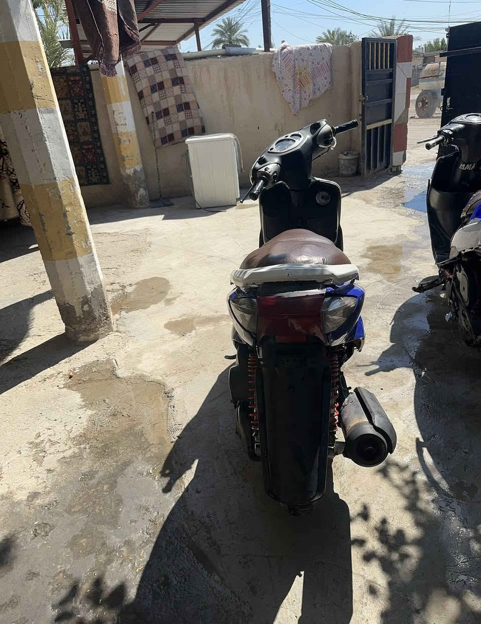 سكنس نثية لبيع دراجة نضيفة معنة لكلمة سلف وهندر نكرة سلف كهربايات كلهة شغالة بلادية مكان بغداد حي جهاد شراي تصل ***********
