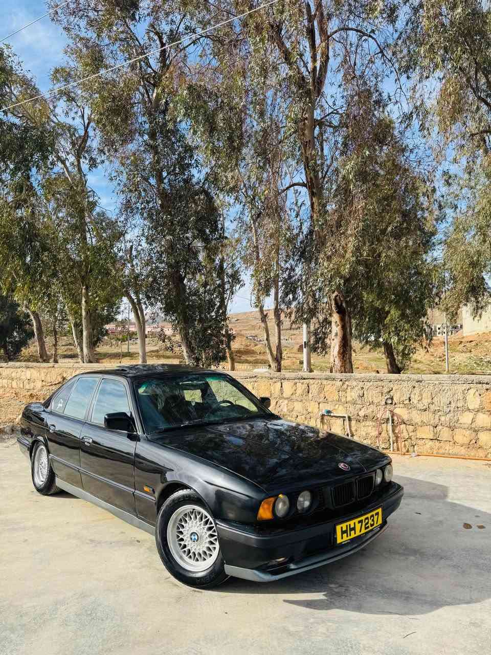 ماشاءالله له مالي هه مووتان
BMW.1991.520i گيرعادي
سلايد دعامي پيش و دواي M لايت ناو ره ش و زه رب.ويل موشبك.عه ته ل پان.پيش و دواي كه پس بي ليدان كامل فرن كراوه بو جواني .مه كينه لوك سويسري تازه بوم به ستاوه سيتي عه ينه و كلاج سپورت به شه رتي قوه تي تايبه ت.كاره بايي به شه رت.مالي دوسته علوجه كيشه ي مه ده ني دزياري تا ١٠ سالي تر به رپرسم له ماله كه بيمنه تم هه موو گياني به شه رت بو زانياري زياتر تيل بكه شوين كويه
***********
*********** كويسينجاك, أربيل
