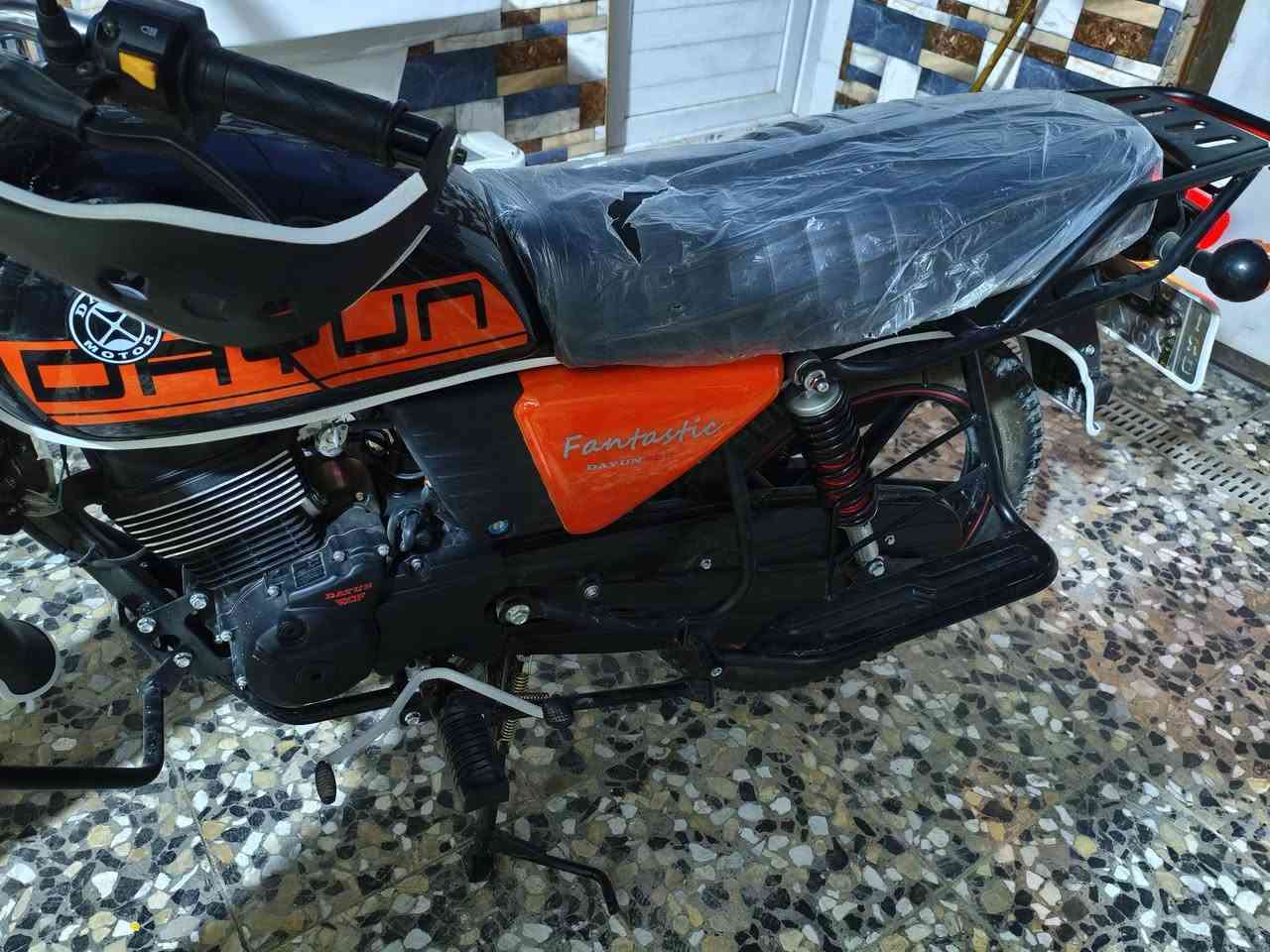 السلام عليكم دايوان جبلي موديل 25 مرقم بغداد رقم انكليزي تحويل ثاني يوم الدراجه  جديده ما صارلي هواي من اشتريتها المكان بغداد حي اور للاستفسار الاتصال على الرقم ***********
