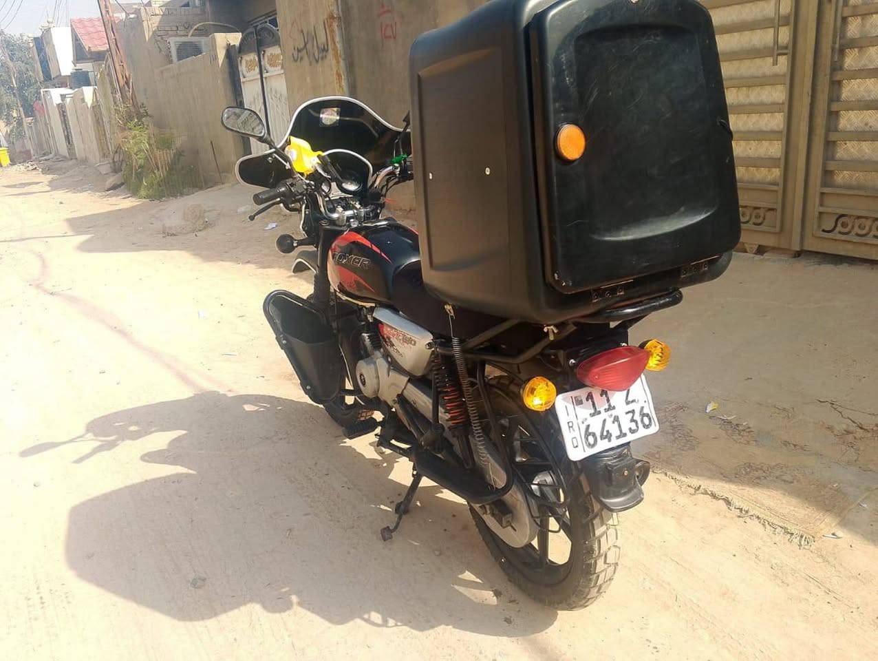 سلام عليكم مرخصت الدمن حبايبي بوكسر موديل 23اي نقص مابيه مكينه جديده شادله دراجه خير من الله كبل لشارع ما مشتغل بيه دلفري  تحويل ثاني يوم السعر مليونين و250وبيه مجال رقمي واتس***********
