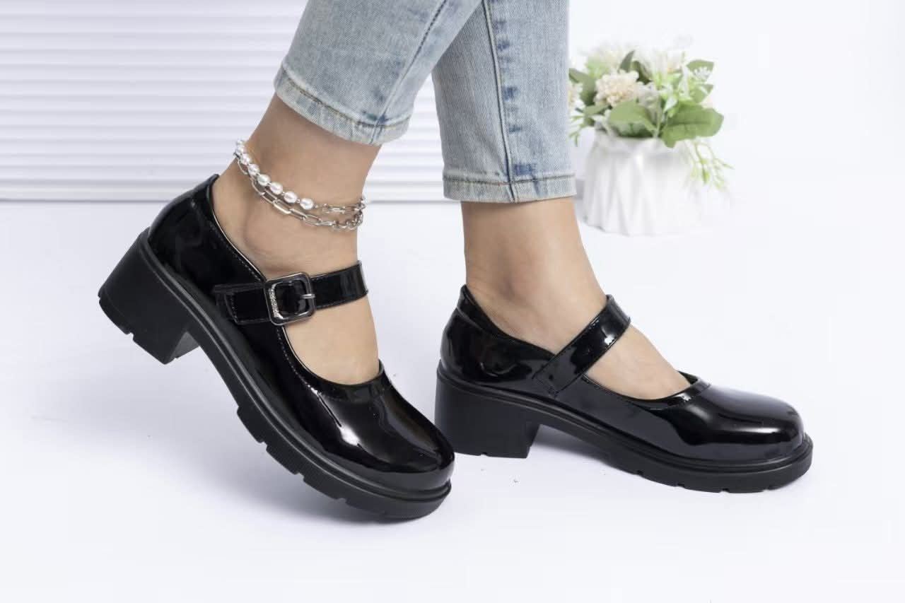 توافر حذاء  طبي جميع قياسات 
٣٧ و٣٨ و٣٩ و٤٠ و٤١ و٤٢ و٤٣
حجز وتساب ***********
