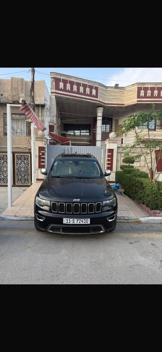 السلام عليكم للبيع جيب 2020
شيروكي فول مواصفات 
رقم بغداد باسمي 
ماشيه 77 الف حادثه بنيد و جاملغ
فقط قطعتين بيهه السياره
كير محرك مكفول 
مكينه 3600

فتحة سقف بانوراما

شاشه كبيره

كشنات جلد+تدفئه 

كشن كهرباء

تشغيل عن  بعد

صندوق كهرباء

حساس خلفي + كامره دواره

رادار جانبي + خلفي +توقف ذاتي

قطعتين تبريد

بعد بيها هواي مواصفات..
السعر 220 وبيهه مجال 
صور الحادث داخل المنشور 
الاستفسار الاتصال ***********
اني مكلف بل نشر هذا رقم صاحب السياره 

مكاني بغداد ، الحريه
