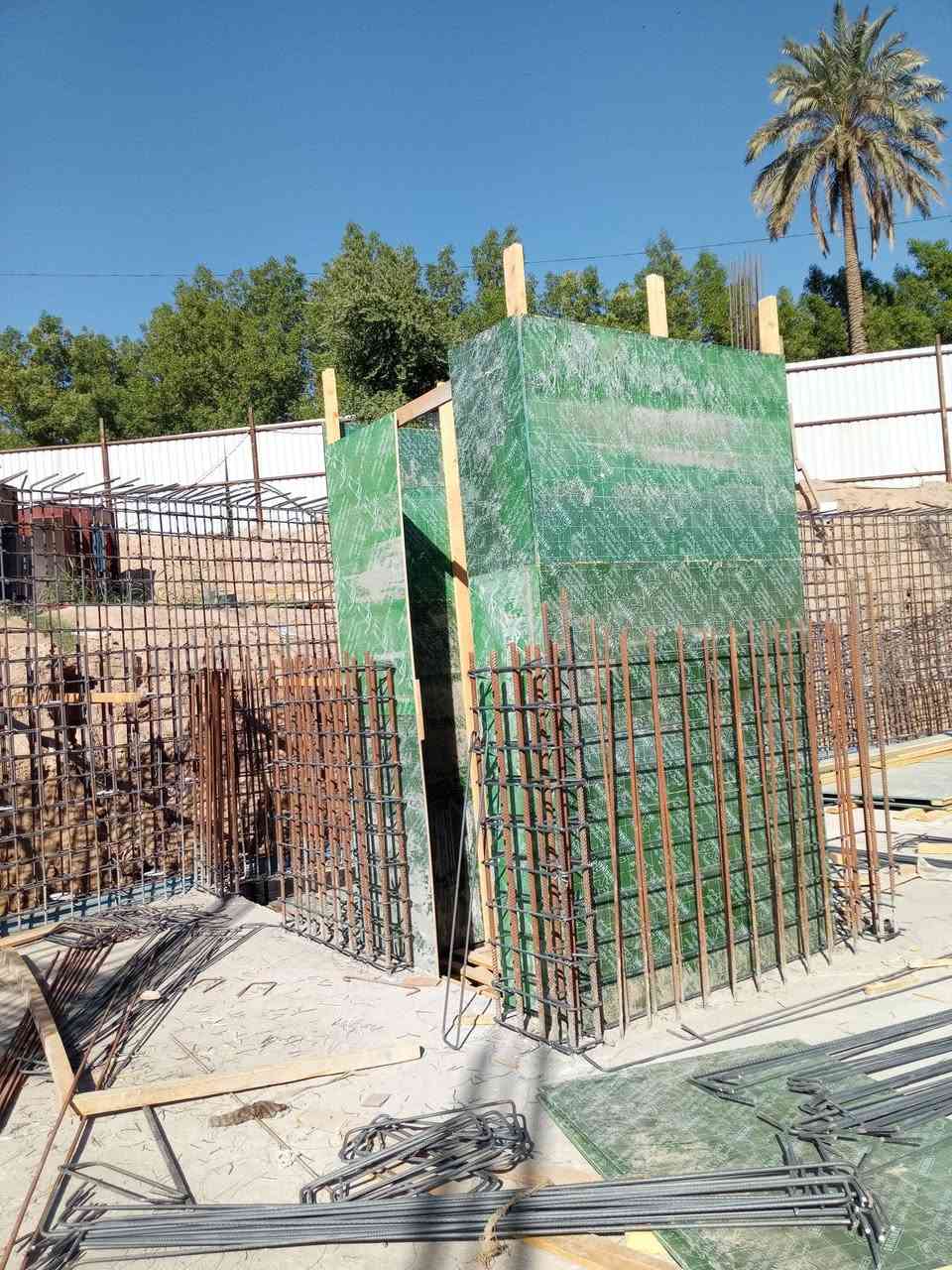 السلام عليكم نجارينا الطيبين 
اخوكم من الرمادي نجار وحداد بنفس الوقت 
ادور شغل بغداد الكراده اكون ممنون منكم ورزقي ورزقكم على الله 
الي عنده شغل بالكرادة هذا رقمي ***********
