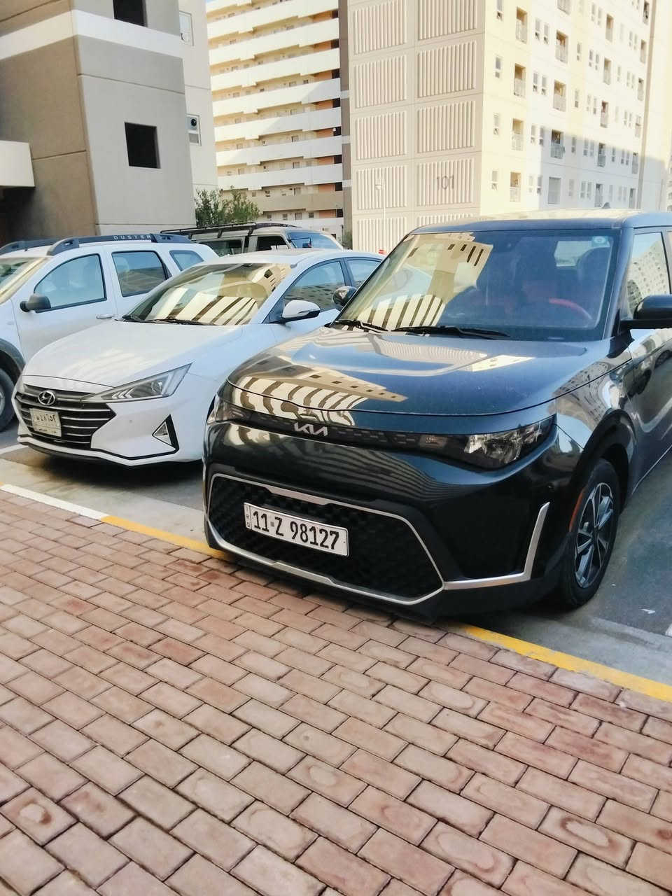 السلام عليكم ..كيا صول موديل 23 لون اسود رقم بغداد وارد امريكي التفاصيل والسونار ضمن صور المنشور سعر 150 وبيها مجال للشراي الاتصال تلفون *********** مكان السياره مجمع بسمايه ....
