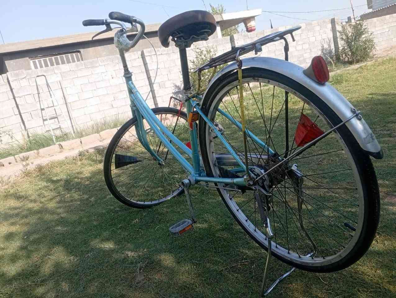 بايسكل بناتي البيع نقصه بس جوب اليورها ب 70


**إذا كنت صاحب هذا الإعلان وتريد حذفه لأي سبب، رجاءا أرسل رسالة إلى الدعم الفني**
