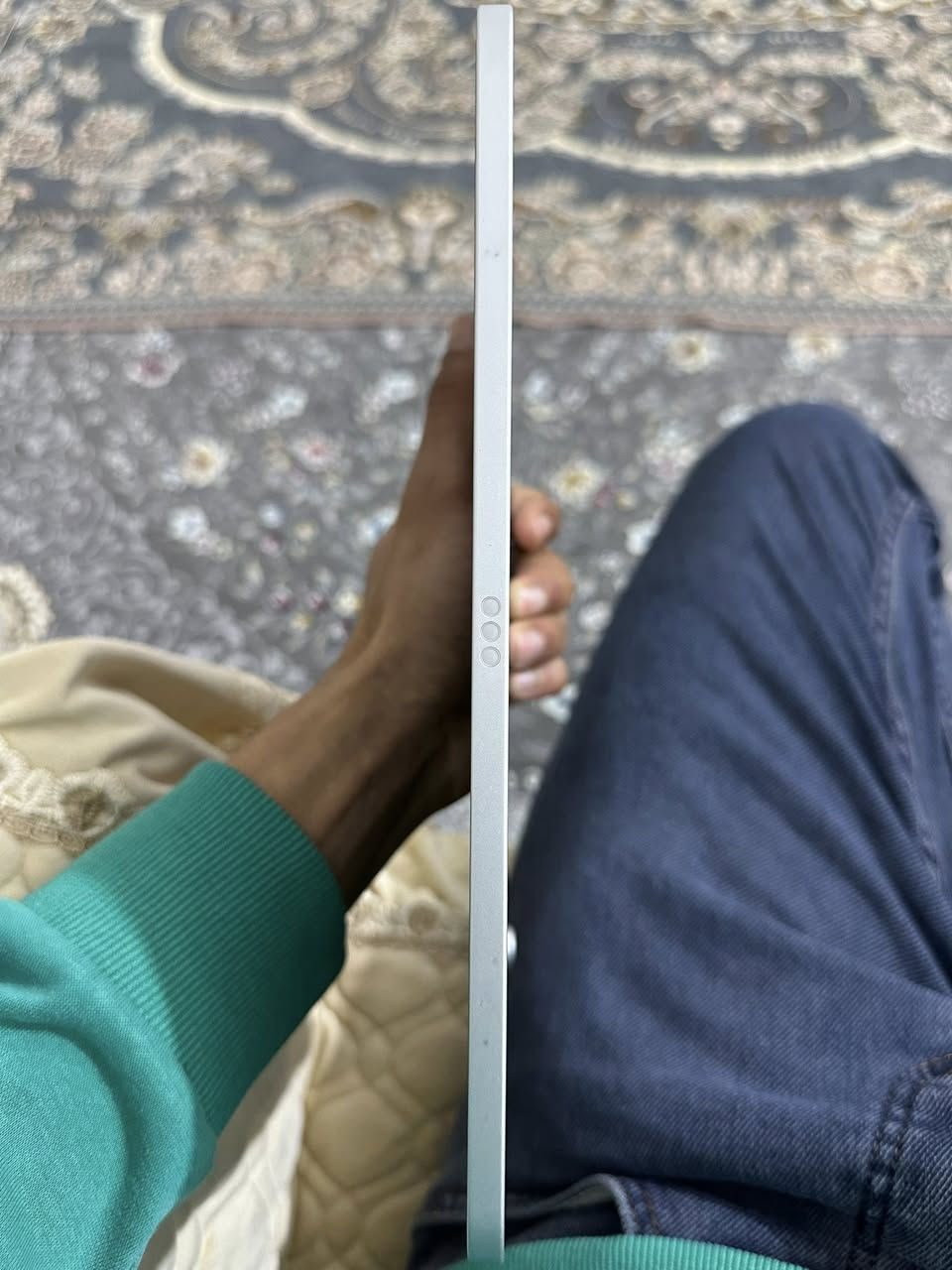 السلام عليكم         ايباد A16 للبيع بطارية 100 مشحون 59 مره ذاكره 128 بسعر 450 وبي مجال مكاني كربلاء ***********
