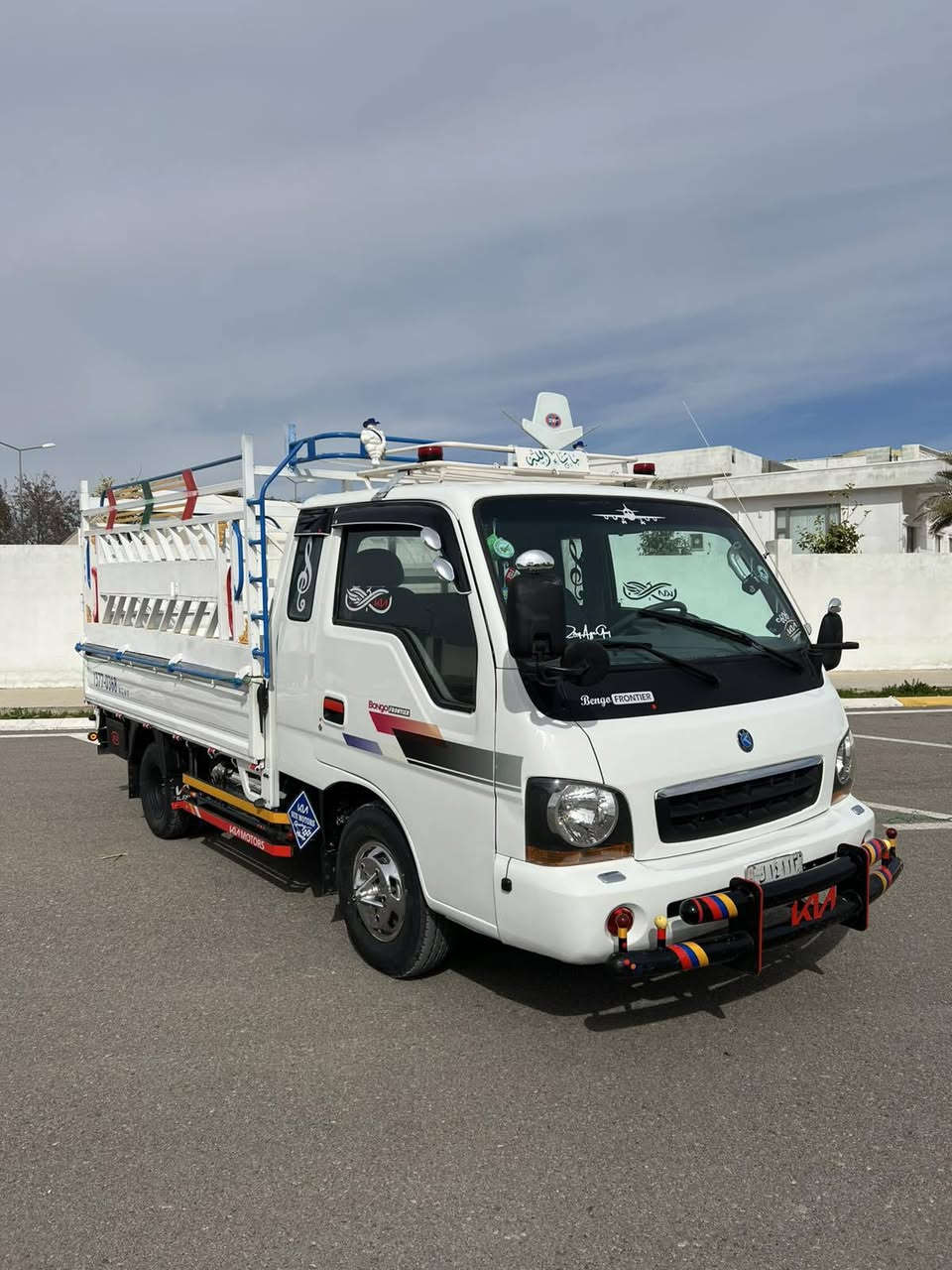 سلام وعليكم كيا امعيون موديل ٢٠٠٠ سنويه لحد ٢٠٣٠ جديد سياره بسمي سياره فول جمبازي سياره مابيهه برغي نقس تخم تاير جديد گير مكينه مكفوله مسبوغه عام للجماليه اب شرط مابيهه اي حادث سياره شاسي مكفوله فول و مكفول كفاله عامه
عنوان:شمال كلار
***********
