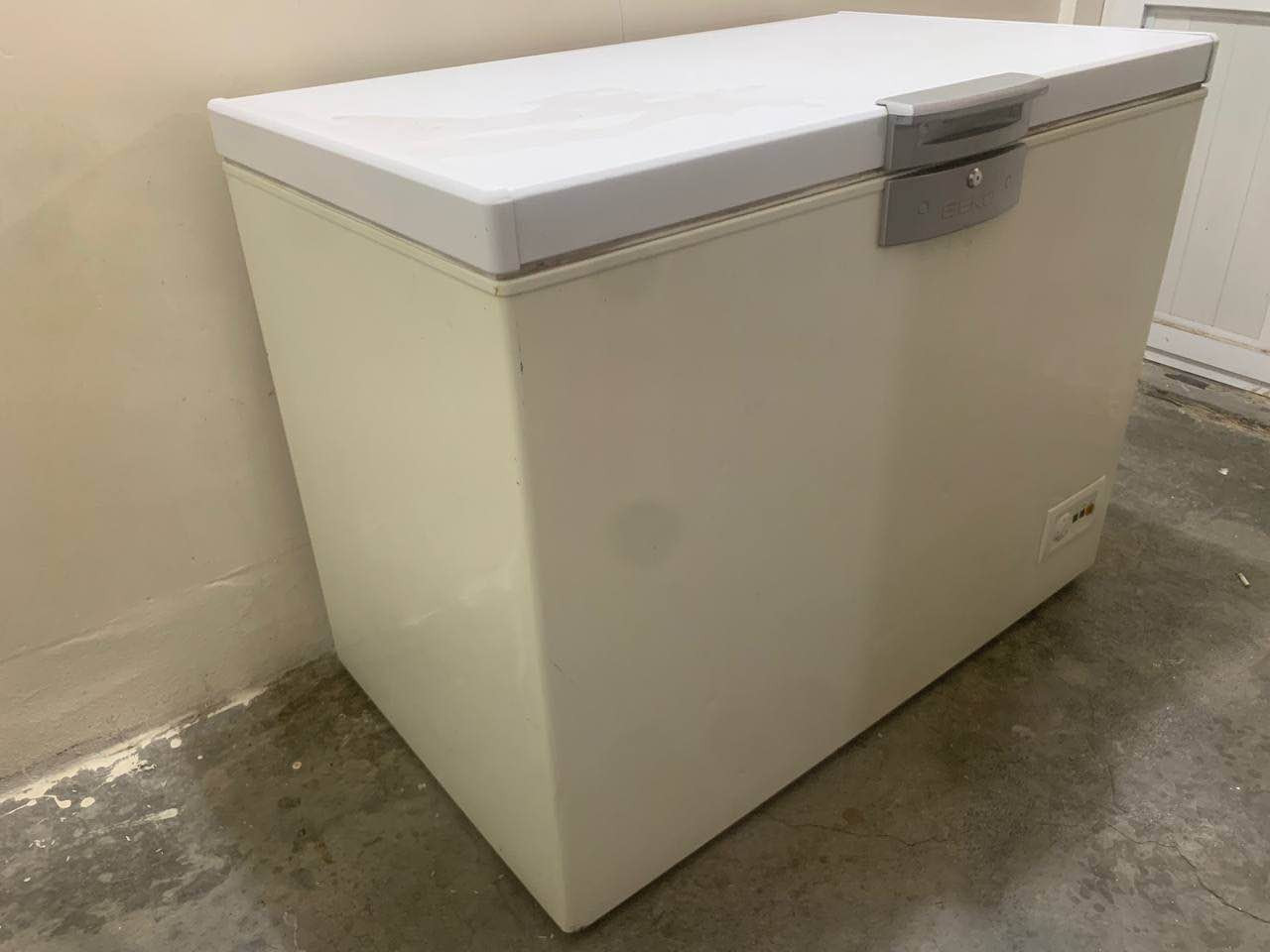 ئەم مجەمیدەکەمەک سارد دەکا بەحاتل دەفرۆشم أربيل, العراق


**إذا كنت صاحب هذا الإعلان وتريد حذفه لأي سبب، رجاءا أرسل رسالة إلى الدعم الفني**