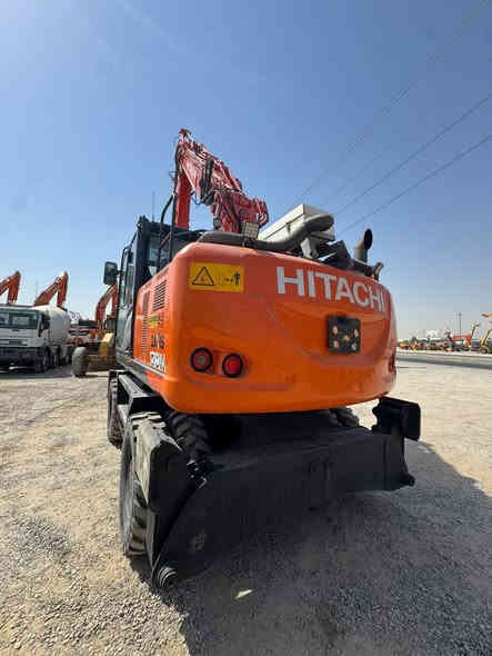 Hitachi Zx170W-5B
2018
دخول جديد

📞***********
📞٠۷۷۳٤٤٤٤٥٤۲
     عنوان أربيل/ شارع كركوك📍
