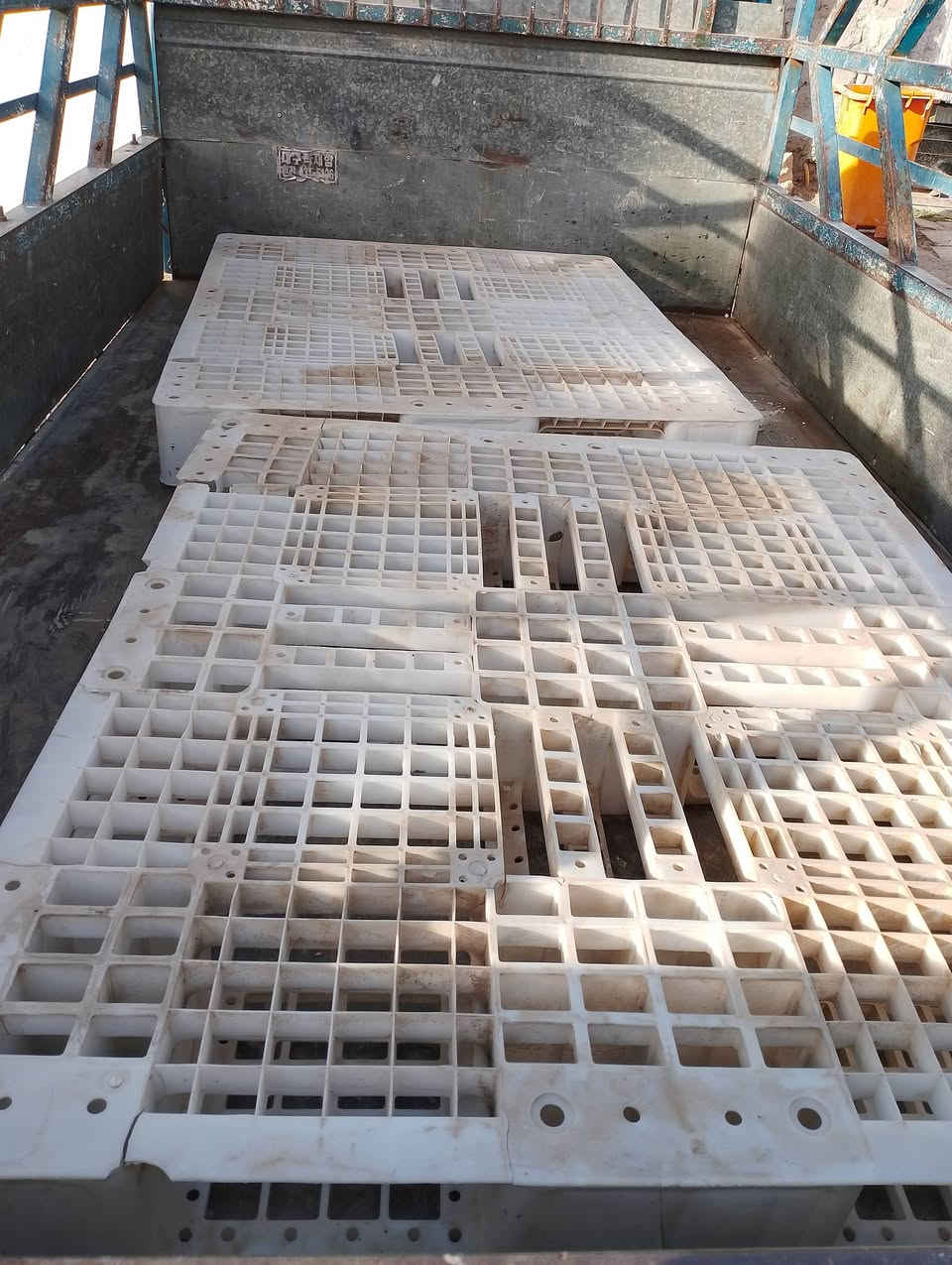 باب المنيوم هوه والجرجوبه 83×200
40الف
روله كامله سفيفه ب 50 الف
سكيبات عدد 2 بلاستك 40 الف
بايسكل حجم 20  ب 25 الف
ابو غريب خرنابات 
***********
***********
