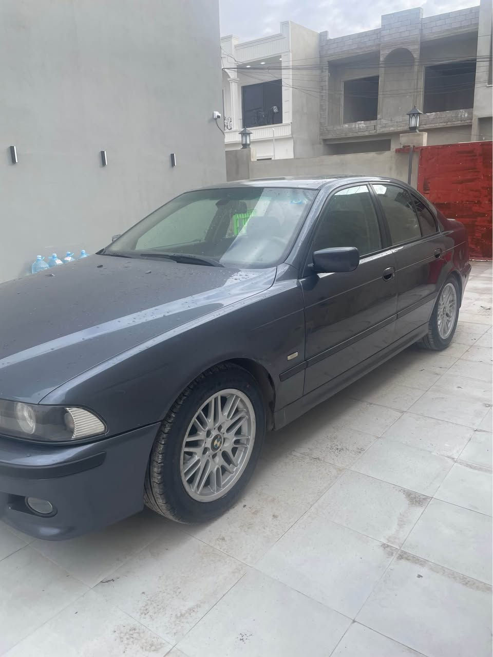 🔥 للبيع – BMW 535i موديل 1998 🔥

عشّاق الفخامة والأداء… فرصة مميزة لامتلاك بي إم دبليو أصلية من الجيل الذهبي E39.

▪️ المحرك: V8 سعة 4.4  قوي وناعم▪️ ناقل حركة: أوتوماتيك تبترونك (عادي / سبورت)▪️ دعامات M رياضية تعطي شكل وهيبة▪️ مقاعد جلد أصلية فخمة▪️ سقف كنتارا راقي▪️ كامرة خلفية▪️ جامات كهرباء▪️ نظام ABS▪️ ويل m طخم تاير جديد لوك رياضي قياس 17▪️ كزوز رياضي تحكم صوت مميز 🔥▪️منظومه نار كزوز
كوبون بانزين 
✔ السيارة نظيفة ✔ بدون صبغ
رقم بغداد بسمي مشروع وطني مكاني موصل 
سعر 115ورقه 
موبايل ***********
موبايل *********** موصل, نينوى
