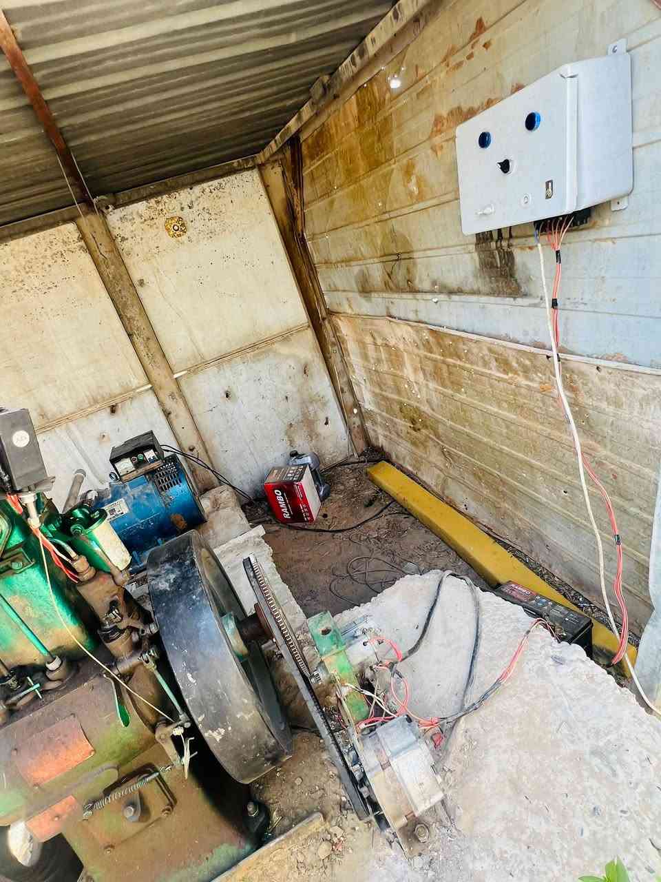 للبيع مولد توبلاند شغال شرط مامفتوح استخدام قليل حجم 8 ويا مولدة 10KVA المولد نظام سلف + اوتو اطفاء و تشغيل + سكلة ويا خزان كاز + سغيفة السعر مليون وربع وبيه مجال 
***********
***********
