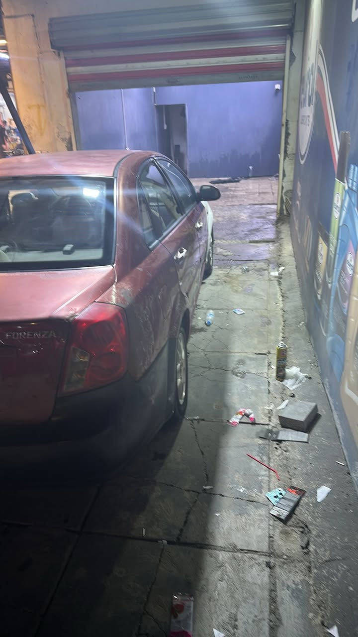 سلام عليكم فورنزه شكل الوبتره 2008موديل
عليه غرامات 1140الف علا المشتري سياره مكينه وكير مكفولات سعر 33$***********
