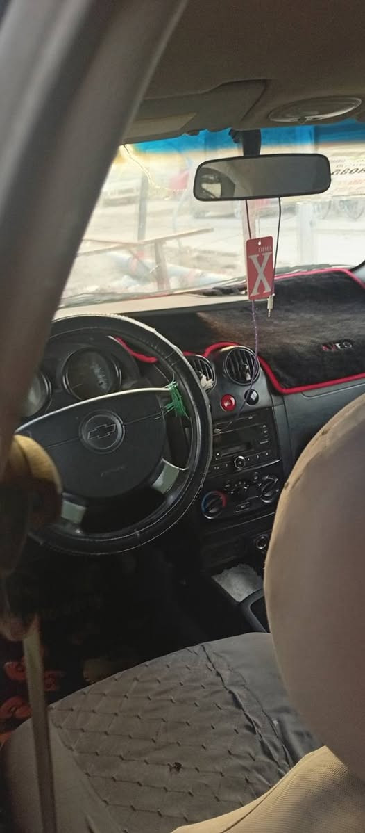 السلام عليكم..

افيو موديل 2006 للبيع 
السياره بأسمي والتحويل ثاني يوم..

السياره مكينه وكير وتبريد وكهربائيات شغاله خير من الله

هزه وسنويه جديده#

السعر 52 وبيها مجال
للأتصال ***********

#بابل/الحله
