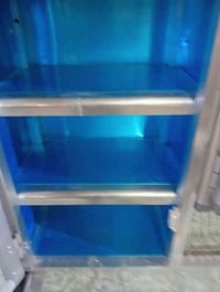 كاونتر مترين وسنك متر ونص مستعمل قليل كلش بعدة بجيس كلش زيرو 077492702...