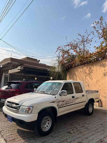 پیکەب دێر مۆدێل 2007 
مەنەفێست ئەسڵی فسفۆڕ هەزەو غڕامە مرور بەشەرت
مەکینە گێڕ ئەکسل کارەبایی بەشەرت 
سەیارەکە بێ بۆیاغە 

نرخ _____48وەڕەقە 
***********
*********** سوران
