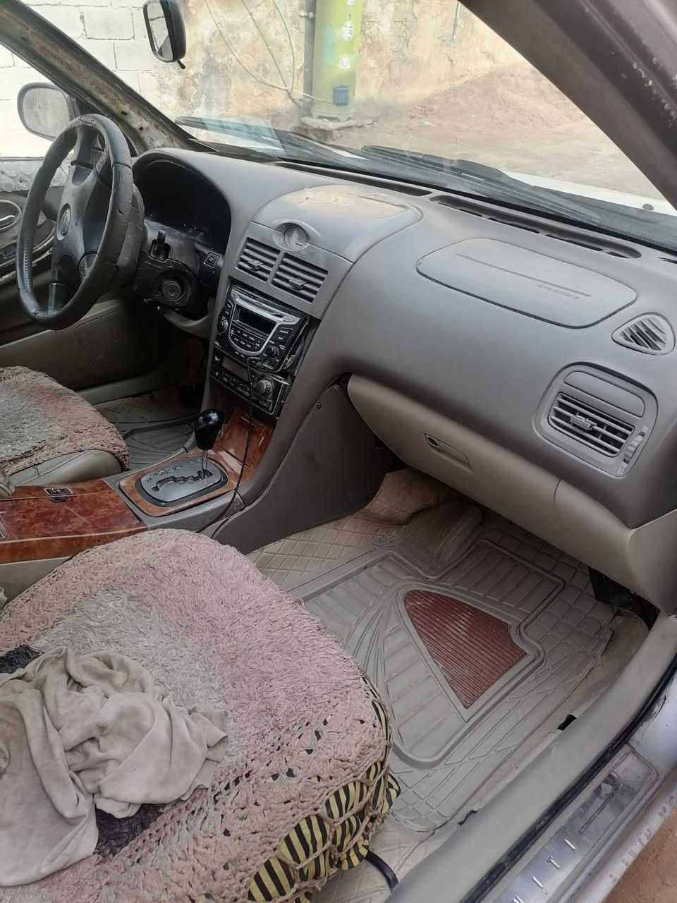 السلام عليكم
سياره نوع نيسان صالون موديل 2000 نجف مكزمه للتواصل على الرقم ***********
