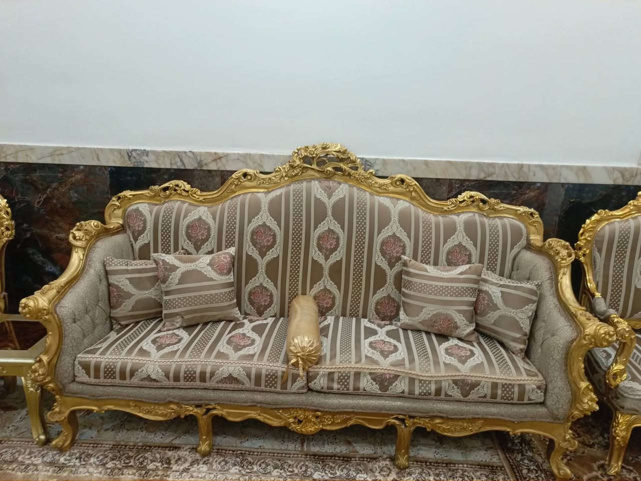 تخم مصري للبيع عشره مقاعد اتصال على رقم ***********
