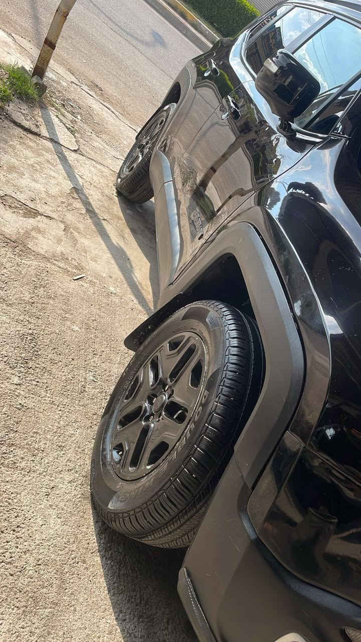 جيب رنكيد موديل 2018 لون اسود ملكي بيه بونيد وجاملق امامي محرك توربو فول مواصفات بس موبنراما رقم كركوك جديد تحويل مباشر تيرات جديد باتري حديد بيع او مراوس بسياره عاليه حته اذا انطي فرق بصيد سعرهه 130الشراي يتصل *********** كركوك, العراق
