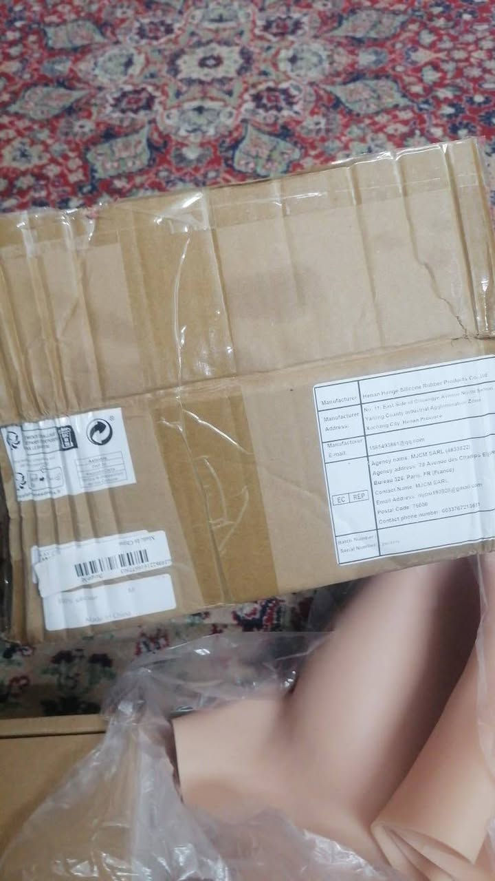 موجود مكبر ارداف سليكوني 
يجينن 
 موجود مديم وسمول


**إذا كنت صاحب هذا الإعلان وتريد حذفه لأي سبب، رجاءا أرسل رسالة إلى الدعم الفني**