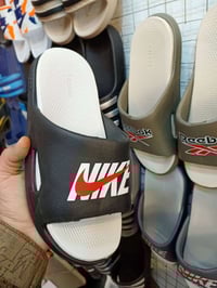 نعال طبي • قياسات ٤٠-٤٥ • شارع الفافون