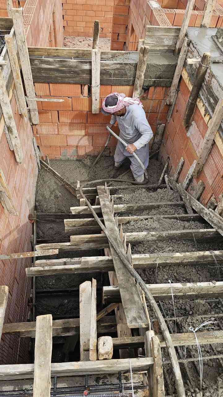 الحمد الله دائما وابدا مكتب نور الهدى للمقاولات العامه بأداره عباس الربيعي ملاحظة لفتره محدوده شغلي بس نقد للإستفسار الاتصال *********** ابو عادل
