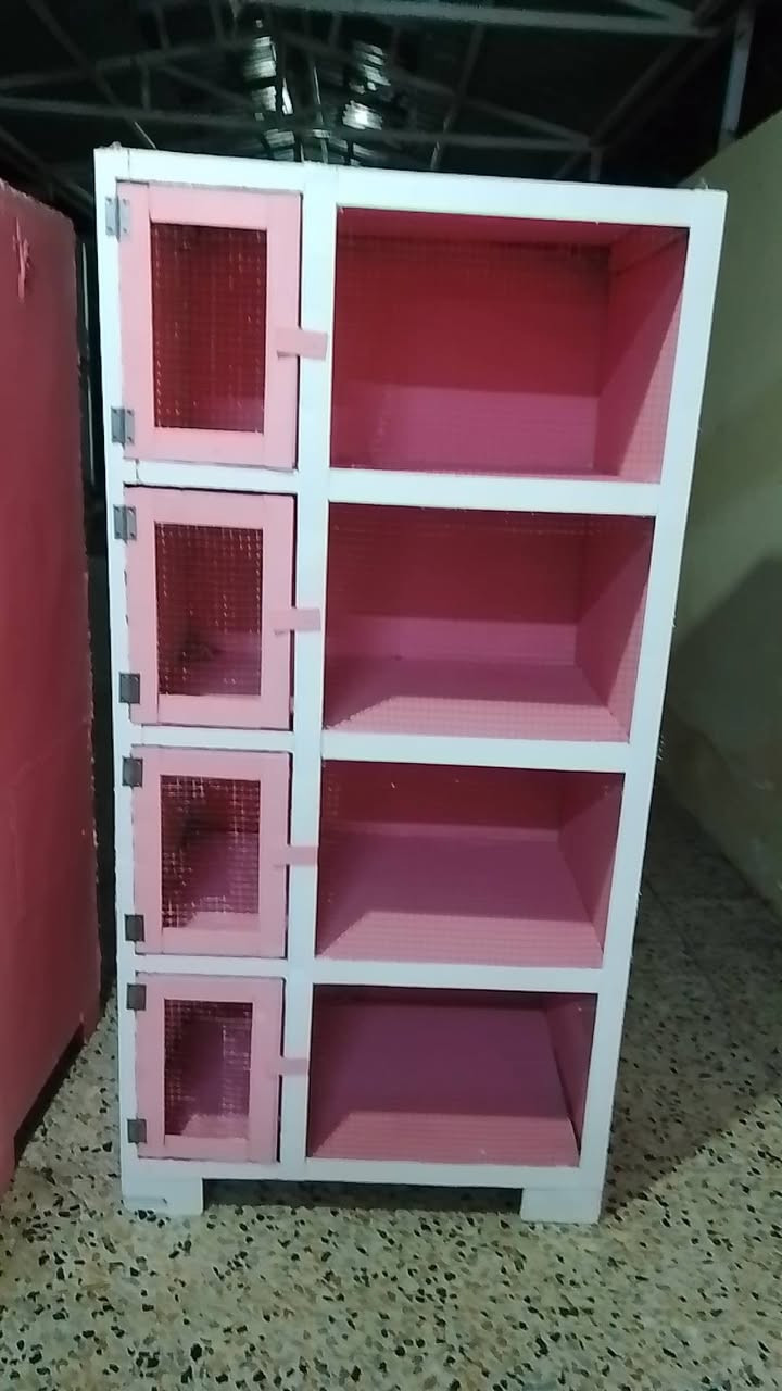 خانات للبيع السعر٤٠    ***********/***********
