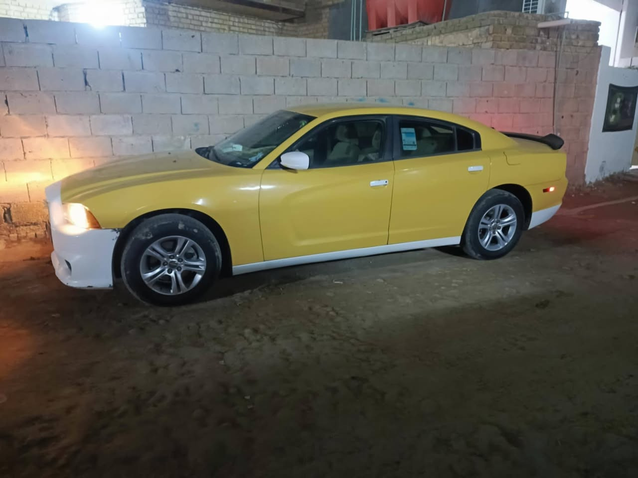 جارجر للبيع ١٣ الاستفسار على هذا الرقام *********** 
***********
