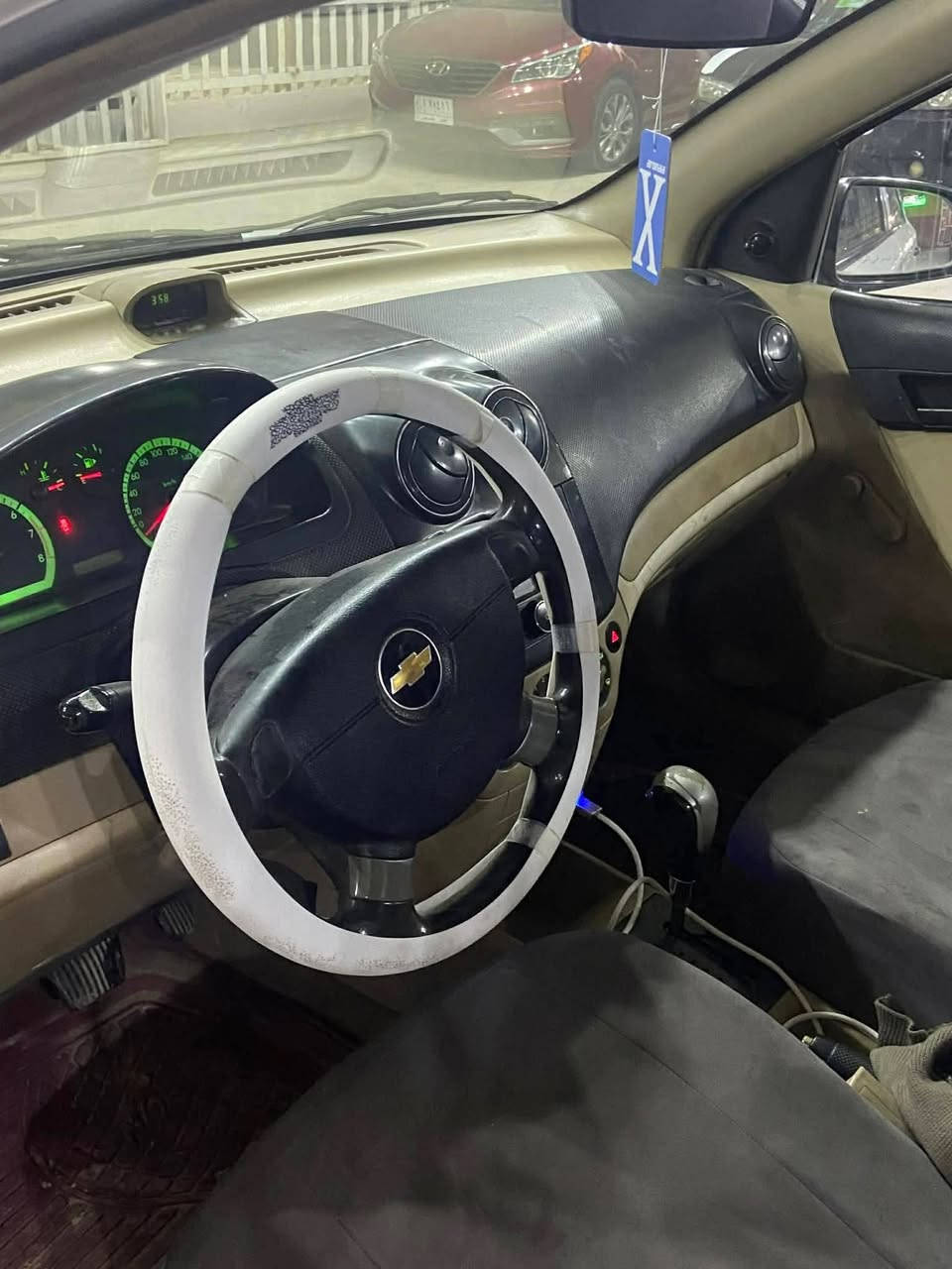 سلام عليكم افيو موديل2009 رقم انكليزي اربيل سنويه لل3032
بيها رشات صبغ بدون دواخل ابيع احزام 

السياره جاهزه ماعايزه مكينه گير جديده

حداديه جديده 
السعر 68 وبيها مجال
مكاني نجف ***********
