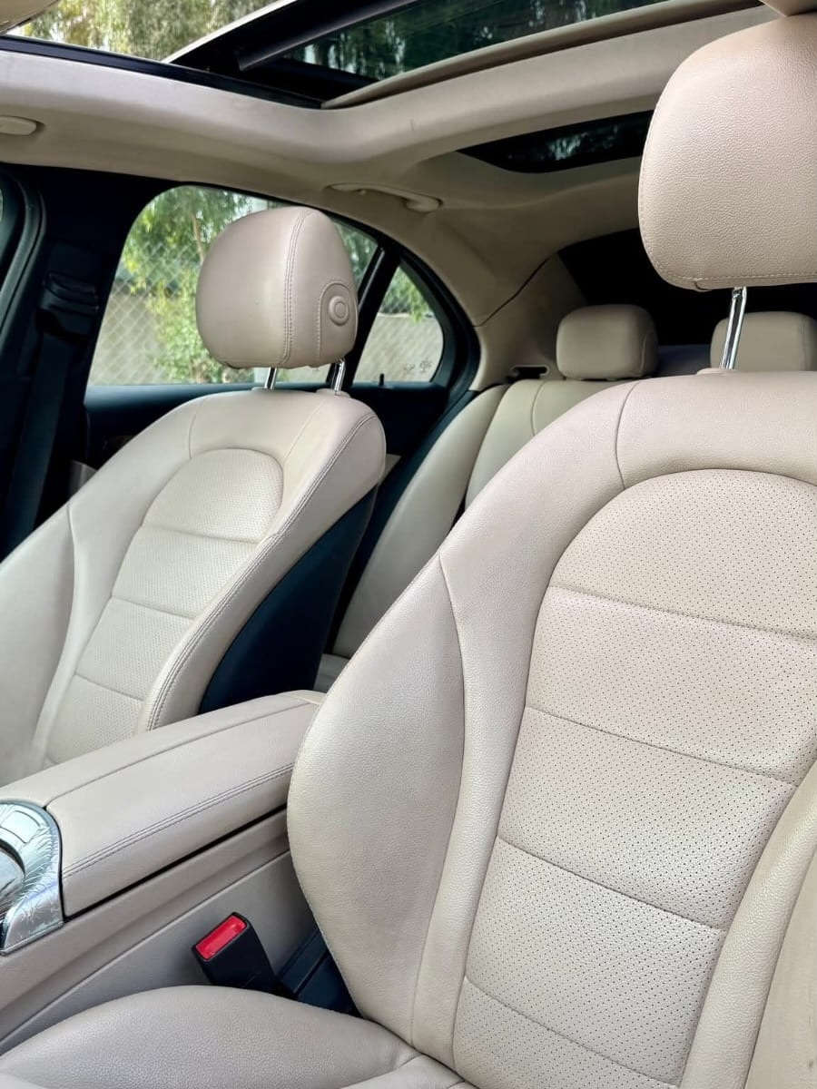 Mercedes-Benz C300 – American Specs 🇩🇪
الموديل : [ 2017 ]
المحرك : [ I4 / 2.0 - Turbo ] ⚡️
الگير : [ أوتوماتيك ] 
الممشى : [ 70 الف ميل ]
اللون : [ أبيض - صدفي ] ⚪️
الحالة : [ السيـارة وارد أمريكا ضررهـا البنيد فقط ! ]

[ السعـر .. $21,500 قابـل للتفـاوض ✅ ] 

[ الـــــمـــواصــفـــــات ]

- السيـااارة فووول أعلـى مواصفـات للأخير 1 / 1 

الموقع : [ بغـداد / حي العـدل ] 📍

للتواصل واتس اب او اتصال : [ *********** ]

#mercdes #benz #c300 #amg #yasser_erbil
