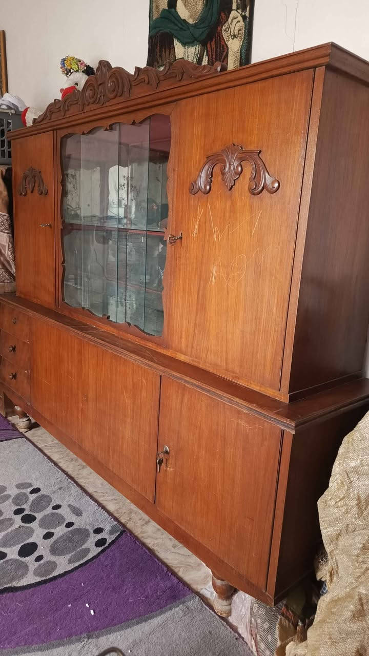 بوفيا قطعتين منفصله نظيفه قفالته شغاله وجامه كامل طوله مترتين .
مكاني حر 
قيم باليرضي الله واخذ بالعافيه كربلاء, العراق


**إذا كنت صاحب هذا الإعلان وتريد حذفه لأي سبب، رجاءا أرسل رسالة إلى الدعم الفني**