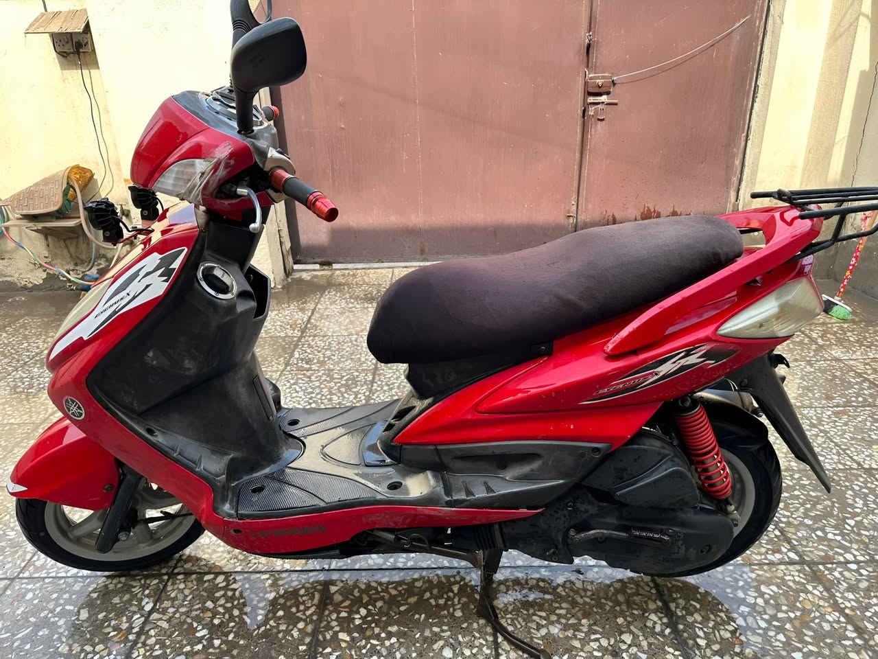 دراجة  🛵 للبيع سكنس فحل دراجة ياباني قبق بانزين نفخ ستان كهرباء نوزل سكليتر خطين
اسويج احتياط
دراجة شلعه معدل كهربائيات كلهه شغاله 
دراجة جديده بلاديه
أوراق كاملة 
أي نقص مابيهة
جيب فيتر وتعال افحص
العنوان بغداد الامين الثانيه  الاستفسار الاتصال على  الرقم الهاتف*********** السعر مليون
