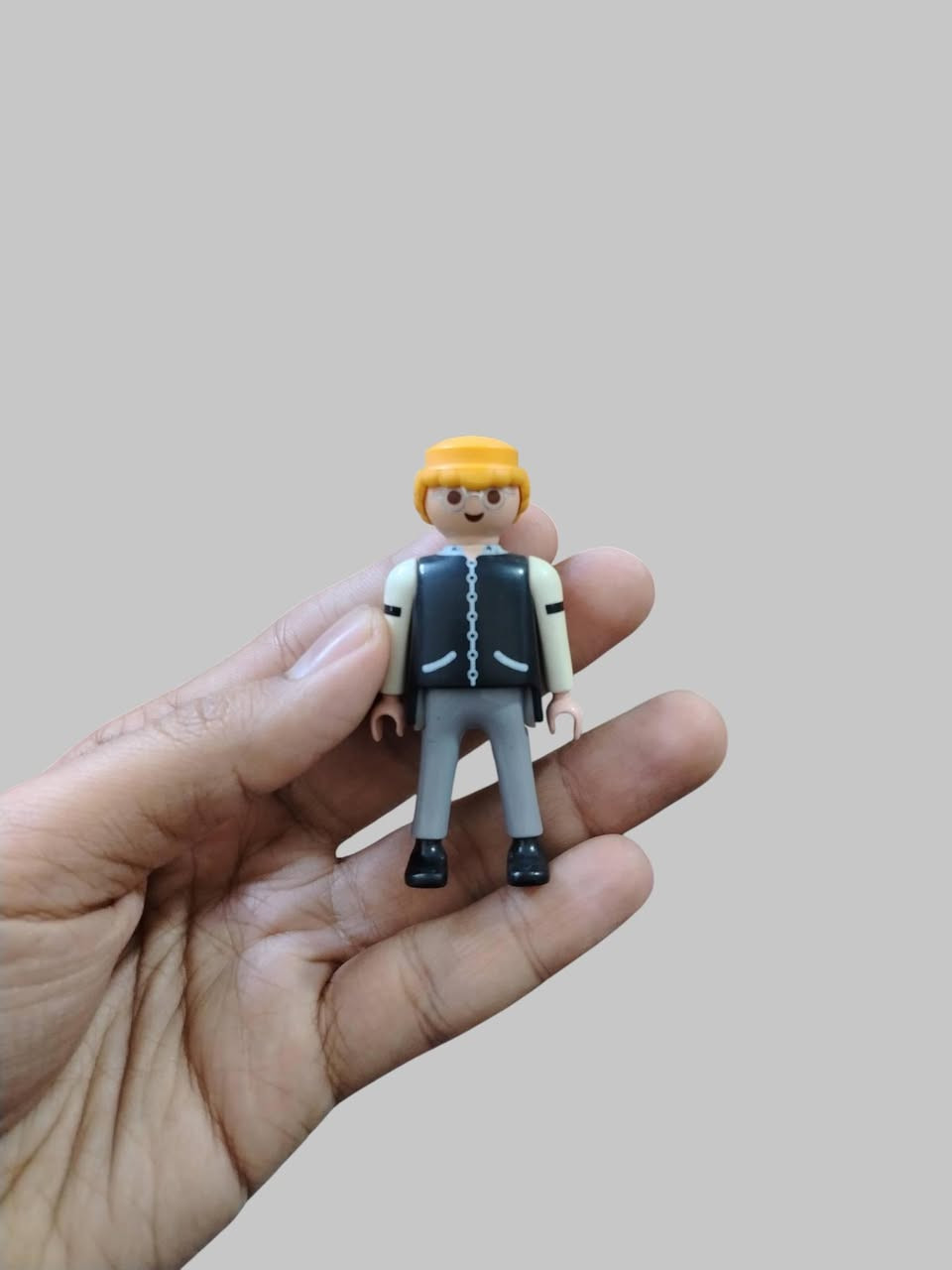 متوفر ✅ 
مجموعة قلعة اليونيكورن من بلاي موبيل 😍 
المجموعة تتكون من (6) قطع 😉 
حجم القطع واضح في الصورة 😌 
للحجز يرجى المراسلة على الخاص ☎️ 
يتوفر توصيل لكل محافظات العراق 🚗


**إذا كنت صاحب هذا الإعلان وتريد حذفه لأي سبب، رجاءا أرسل رسالة إلى الدعم الفني**