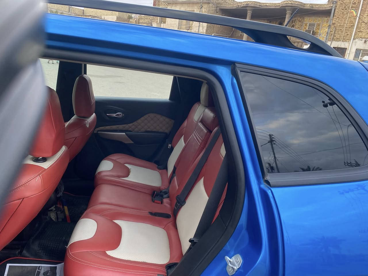 جيب بزون للبيع رقم بغداد لمديل2018سنويه جديده لحادث جاملغ وبنيدلسعر١٢٥وبي مجال قليل صور لحادث ليحب يجي خاص***********
