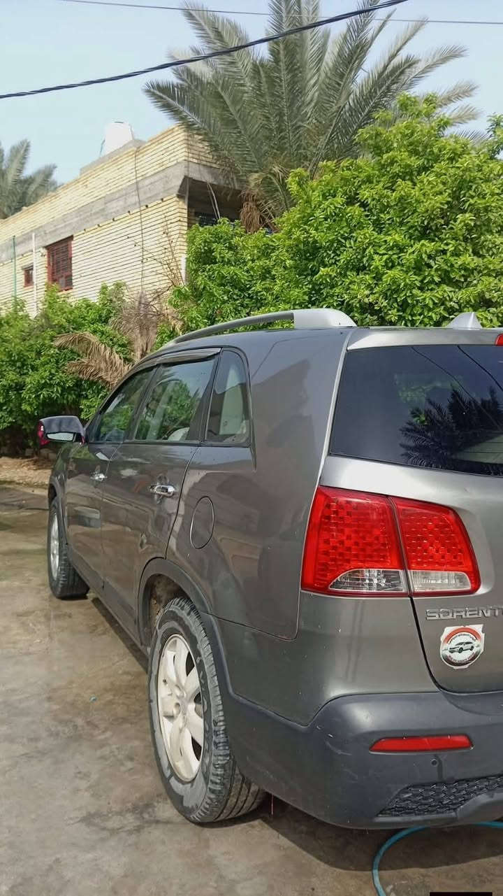 سلام عليكم سورنتو موديل 2011 دخول خاص وارد امريكي دوش اربعه سلندر سياره كلين مكفوله من ضربه وصبغ وتبديل  السياره ليبل واحد حداديه جديد تخم تاير جديد السياره مكانهه بغداد السعر 140 للاستفسار ***********
