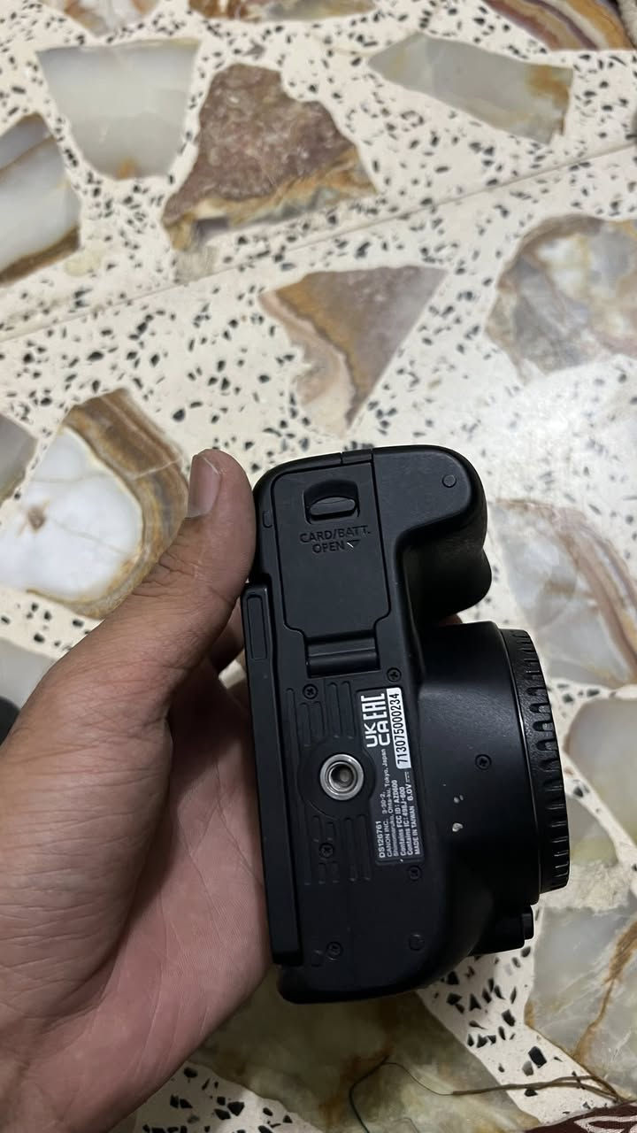 للبيع canon 250d و عدسه و فلاش و باقي غراضها اضافة الى جنطتها موجود  للبيع


**إذا كنت صاحب هذا الإعلان وتريد حذفه لأي سبب، رجاءا أرسل رسالة إلى الدعم الفني**