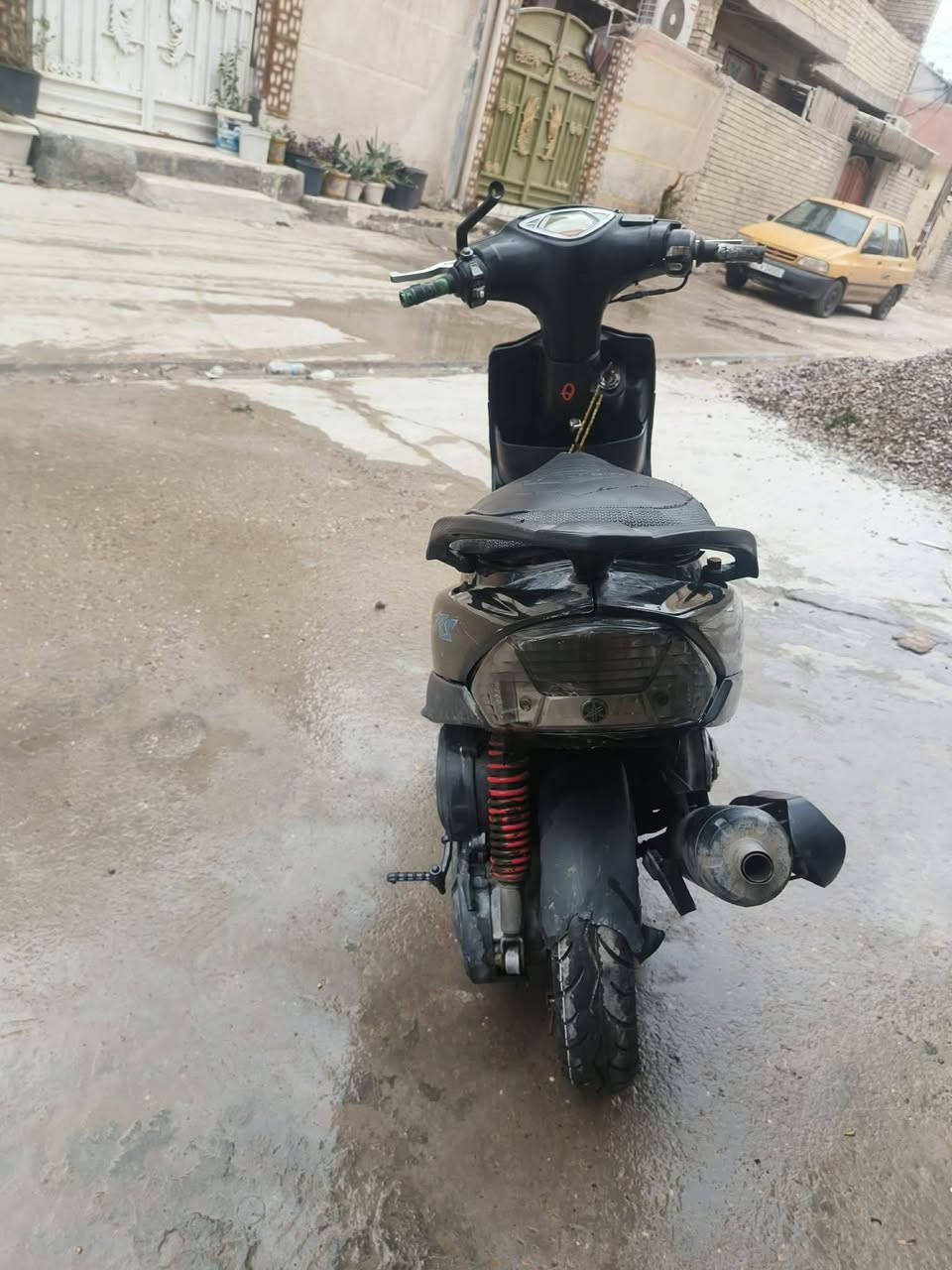 ماكس عدله نضيفه وحلوه فقط بيها چبنه طاكه وعوزها لايت امامي دراجه تخبل 500 وبيها مجال ممتواجد ع الفيس
اتصل *********** بغداد حي اور
