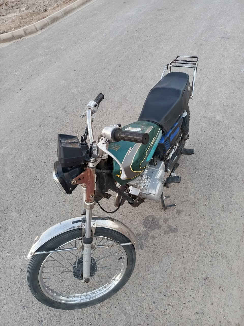 السلام عليكم دراجه للبيع بدون شوفت عينك مال  شغل تاخذك وجيبك خير من الله سعر 450 وبيه مجال قليل التصال ***********  مكاني حي الجامعه
