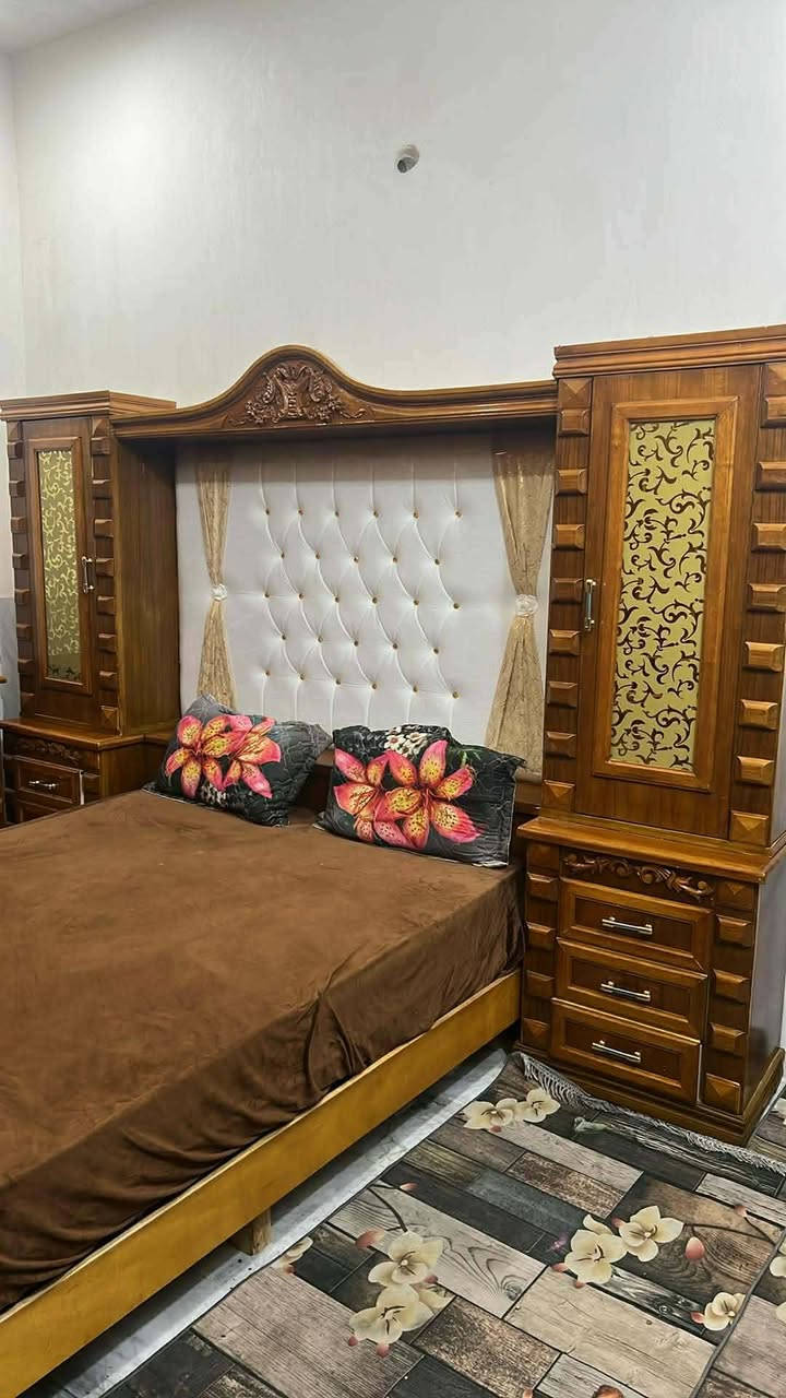 غرفت نوم جديد داخل وخارج صاج تزكام تخبل  سبب البيع ضيق المكان مكان بغداد الحريه السعر مليون و٨٠٠رقم ***********
