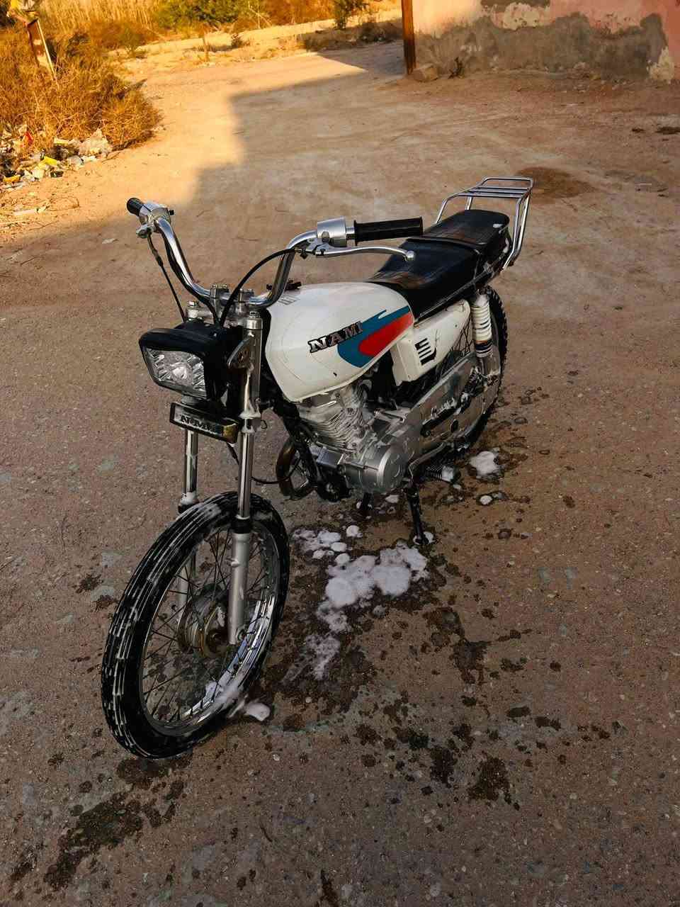 دراجه للبيع ايراني ادوات دراجه مانقصهه ايي شي دراجه حلوه بكان بصره الهارثه السعر 450 وبيهه مجال ***********
