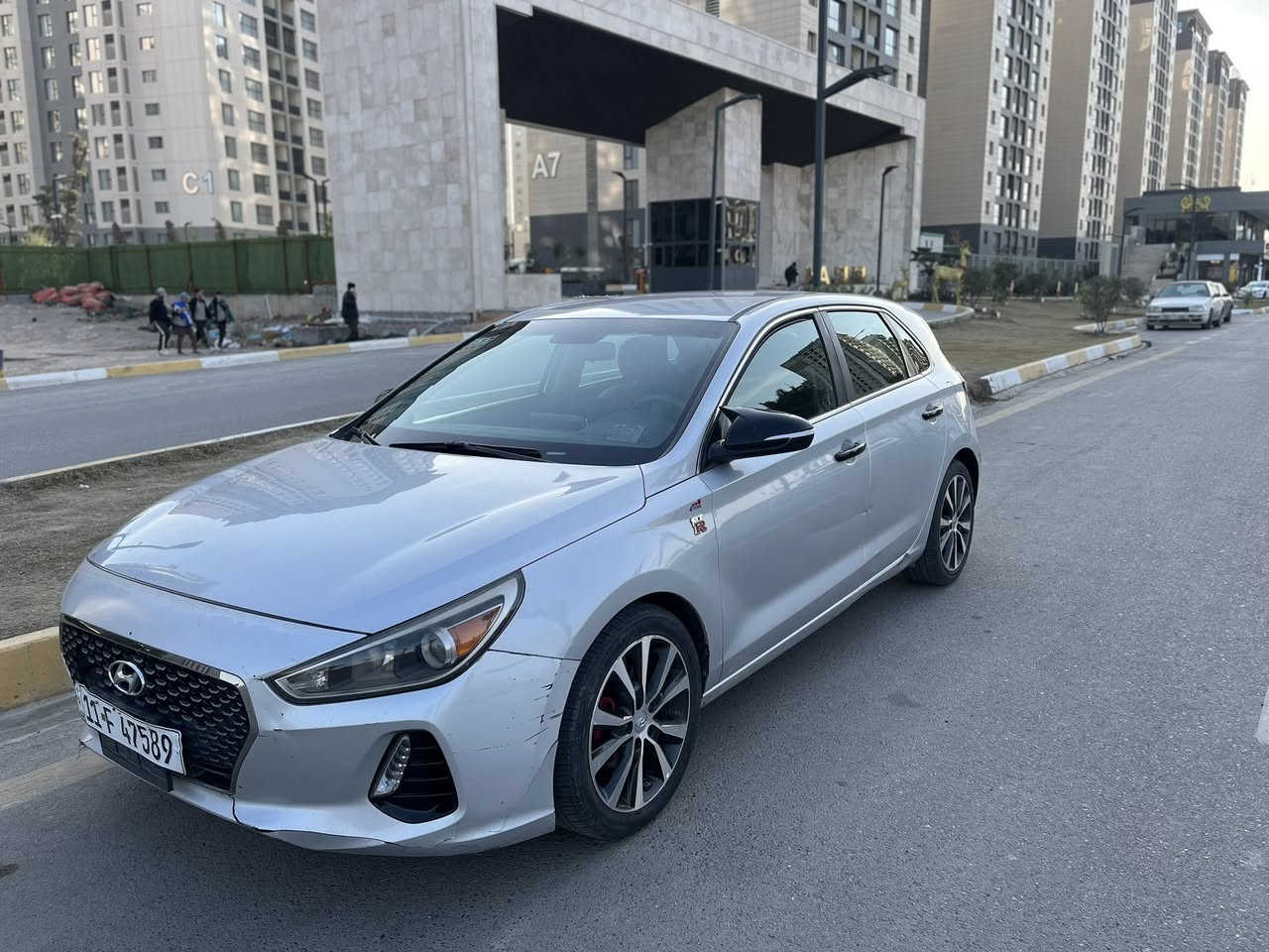 النترا هاج باك ٢٠١٨  محرك ٢٠٠٠ جي تي 
بدون صبغ 
رقم بغداد الدولي تحويل مباشر 
مبيها اي نقص 

تحكم ستيرن / تحكم مري/ شاشة كبيرة لمس/كامرة دوارة/ ويل كاب / نظام ABS/ نظام ايكو اقتصادي/ مانع انزلاق/
————————-
مكانها بغداد /الجهاد /مجمع النسيم  
السعر دفتر و خمس اوراق (١٠٥$)
***********
