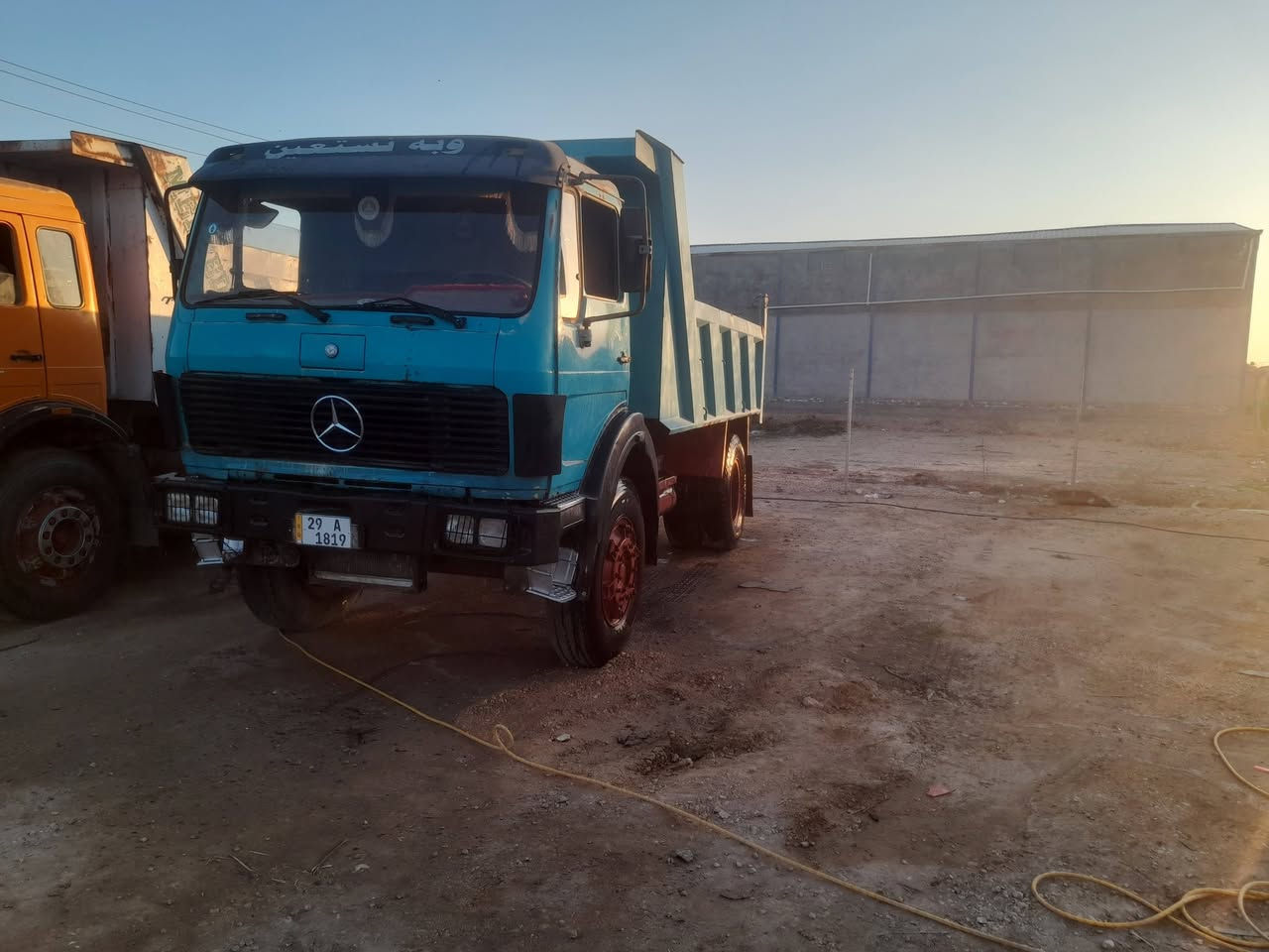 ياالله السلام عليكم ورحمة الله تك للبيع موديل 75قماره ٨٢ مكينه ٨لاصرف ولابخار كير ٢٥ أكسل جيف شاصي مكفول ماعده أترجيه بدي جديد ونج بصدر رقم واسط سنوي لل٢٩ مداور مباشر مكان معرض أبوعمار المعموري بابل الحله السعر 145رقم التلفون ***********
