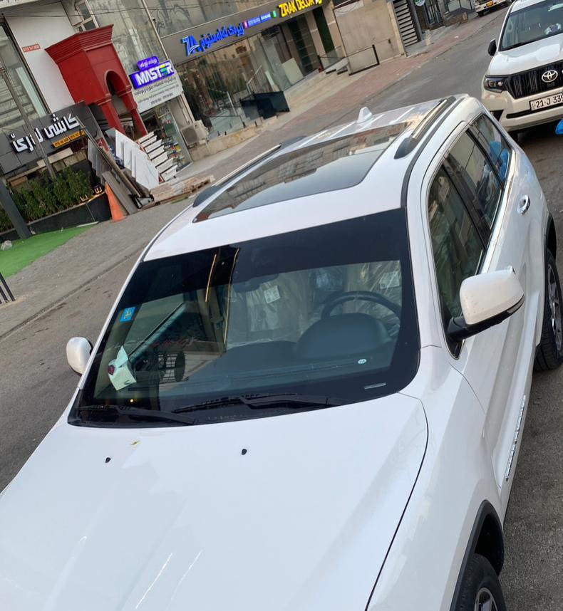 جيب شيروكي كراند محرك 3600 مديل 2019 خليجي لمتدد
فول كفالة بانوراما تبريد تدفئة كشنات محرك كير كفالة خليجي شاشات عدد 3مديل  السيارة ماشية 172kmالف 
السيارة كفالة 
 الرقم /انكليزي الجديد 
كل المواصفات الفول موجودة 
السعر 295

0776 789 6501
