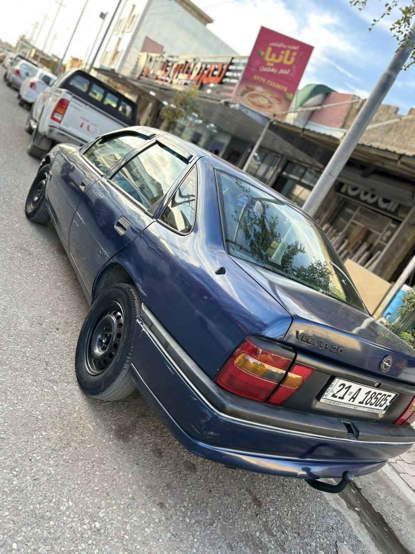 سلام عليكم اوبل موديل ١٩٩٤ حجم المكبنه ٢٠ كير و محرك بشرط لون حبري سنويه جديد لحد ٢٠٢٨ بيها طخه خفيفه كدام البدن شويه متضرر شاصي ما متضرر سعر ٤٥ و مجال بسيط ***********-*********** كركوك, العراق
