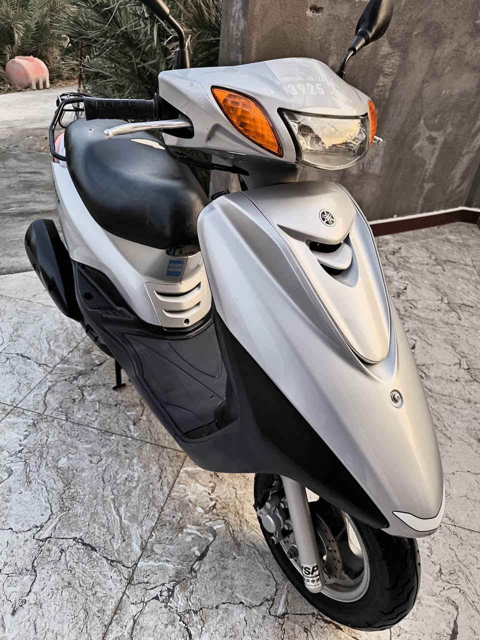 السلام عليكم
دراجة اكزز تريت للبيع سرعة 140 دراجة جدا نظيفه محرك ممفتوح كل شي بيها وكاله سعرها ١٣٥٠٠٠٠ وبيها مجال للشراي
*********** المكان قظاء المدينة
