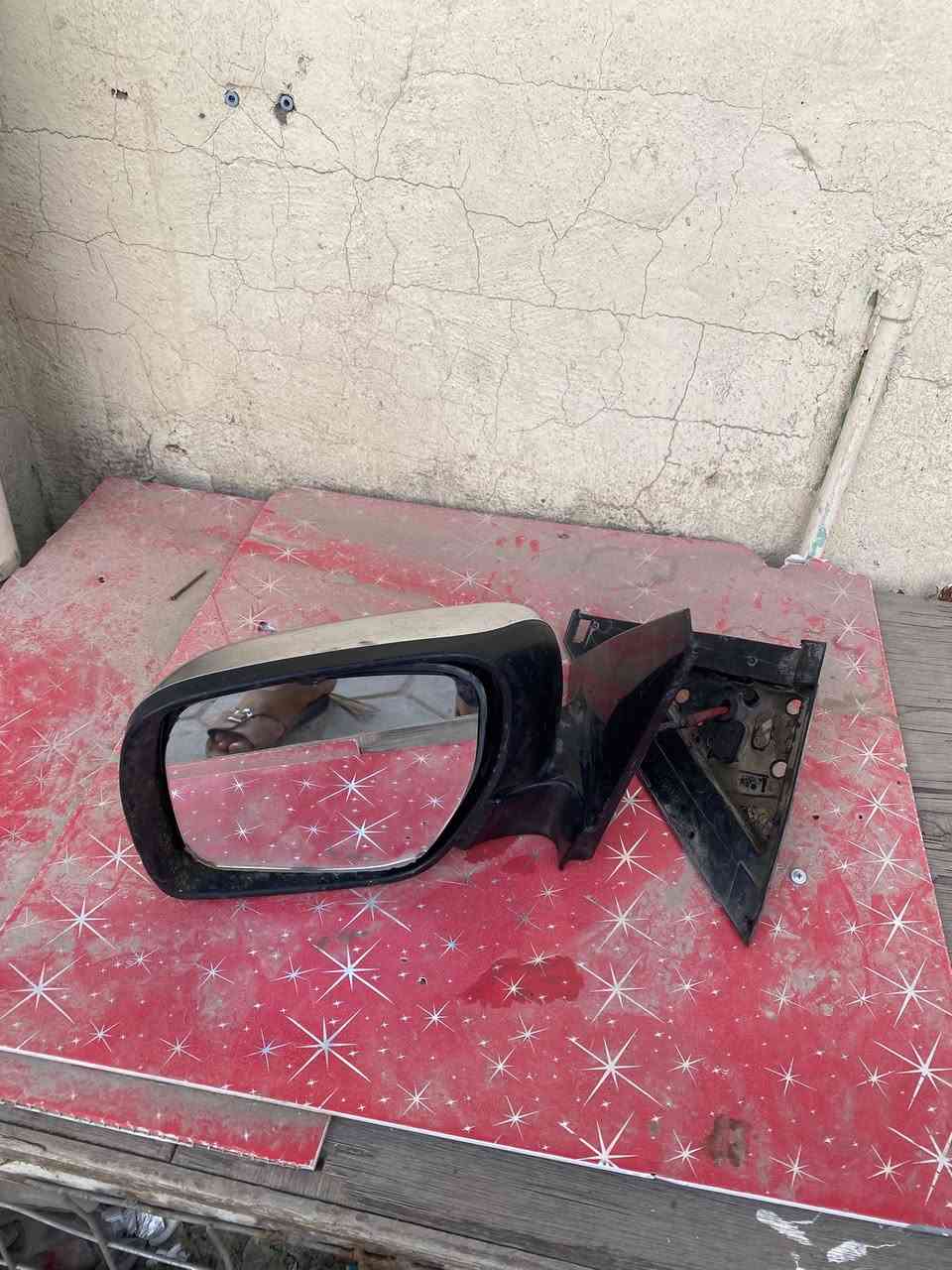 سلام عليكم للبيع مري باجيرو
نظيفا كلش شوفت عينك الاتصال ***********
متوفر في فيسبوك
