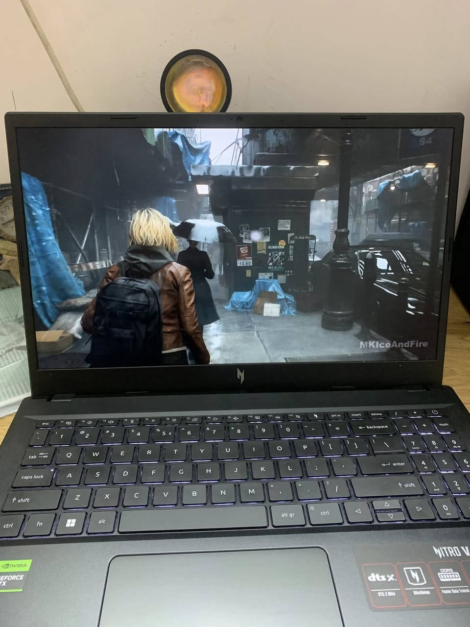 السلام عليكم 
لابتوب الكيمنك من Acer nitro V15 الحديث 
لابتوب نضافه جدا عاليه بدون خلل او اي ملاحضه مضمون 
ياتي بمواصفات
شاشه حجم 15.6 انش بمعدل تحديث 144Hz  داينمك بشاشه خامه LED الوان نقيه
معالج من انتل
Core i5-13TH GEN H / 5.20GHZ BOOSTED
من الجيل الثالث عشر خارق فئه H للاداء الثقيل
كرت الشاشه المنفصل احترافي من 
NVIDIA RTX 4050-6GB FULL WATT DLSS4.5 + frame generation 

رامات سعه 16GB نوع DDR5 قابل للتطوير
هارد 512NVME قابل للاضافه 

صوت ستيريو محيطي 
بطاريه تستمر  ٣-٤ ساعات عمل وحسب
بي حساب ستيم بي مجموعه كيمنك متنوعه مدفوعه حسب الرغبه

اكيد اللاب فول كيمنك احترافي لكافه الاستدخدامات
السعر ٨٩٠ الف فقط 
بغداد قرب البياع ويوجد 🚚 
تواصل***********
