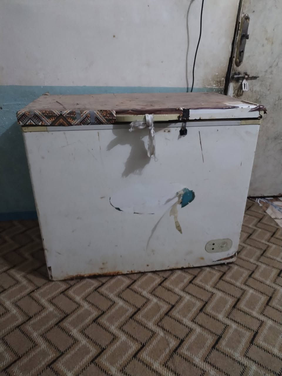 مجمده مال فقره سعر 100 وبيها مجال بسيط شغاله عل فحص


**إذا كنت صاحب هذا الإعلان وتريد حذفه لأي سبب، رجاءا أرسل رسالة إلى الدعم الفني**
